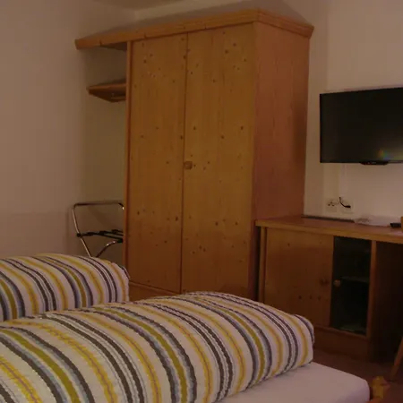 Bahnhof Hotel 2*