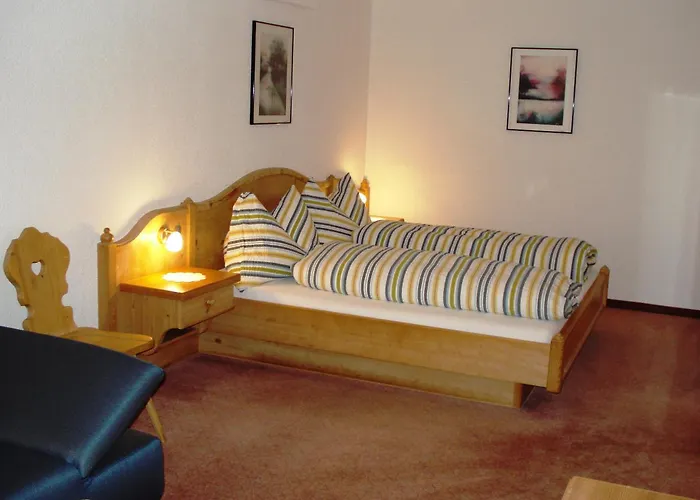 & Restaurant Bahnhof Reichenbach 2*