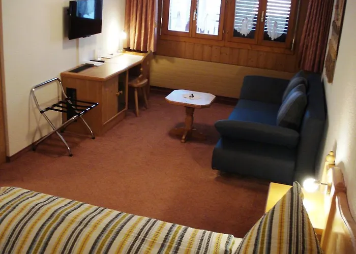 & Restaurant Bahnhof Reichenbach 2*